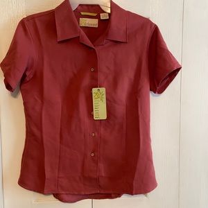 Cubavera short sleeve shirt.  Small. Brick color.